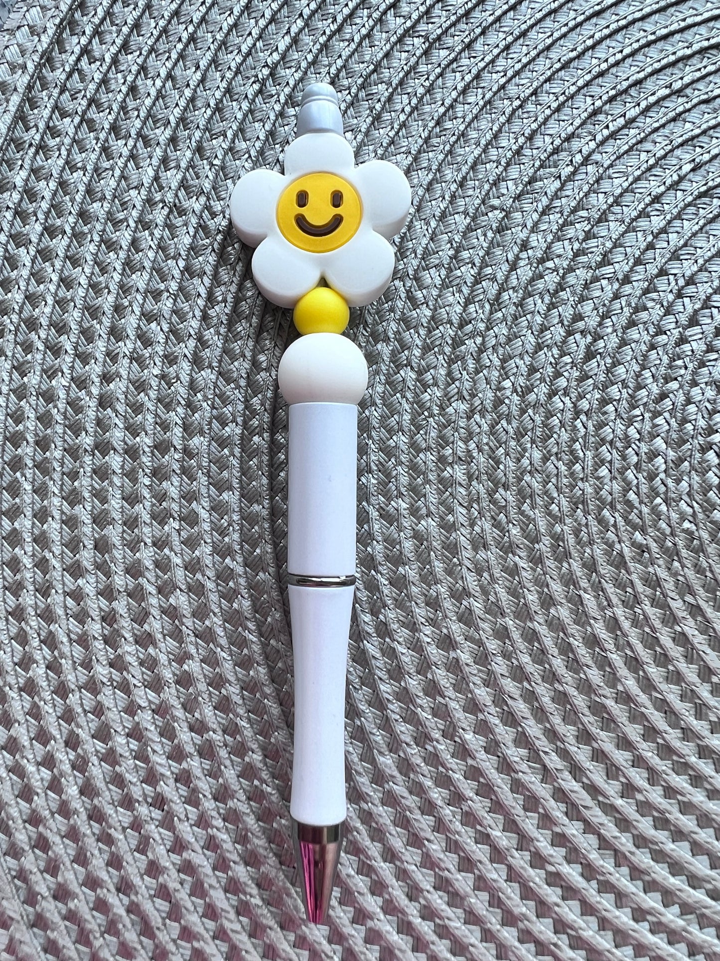 Smiley flower pens